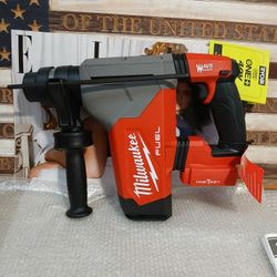 NEW MILWAUKEE M18 FUEL SDS PLUS ROTARY HAMMER 