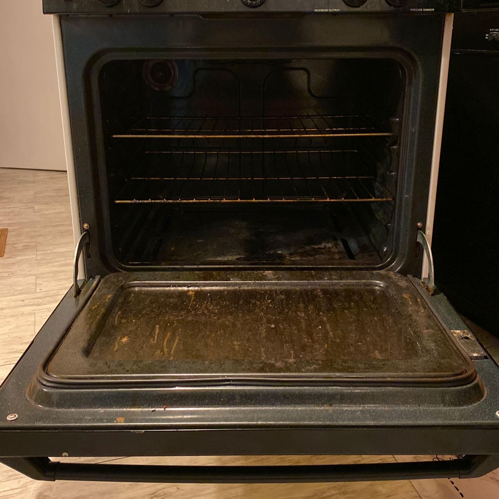 Ge Xl44 Black And White 30in Gas Stove For Sale In Des Plaines Il Offerup 9971