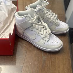Brand New Original Nike Dunk High
