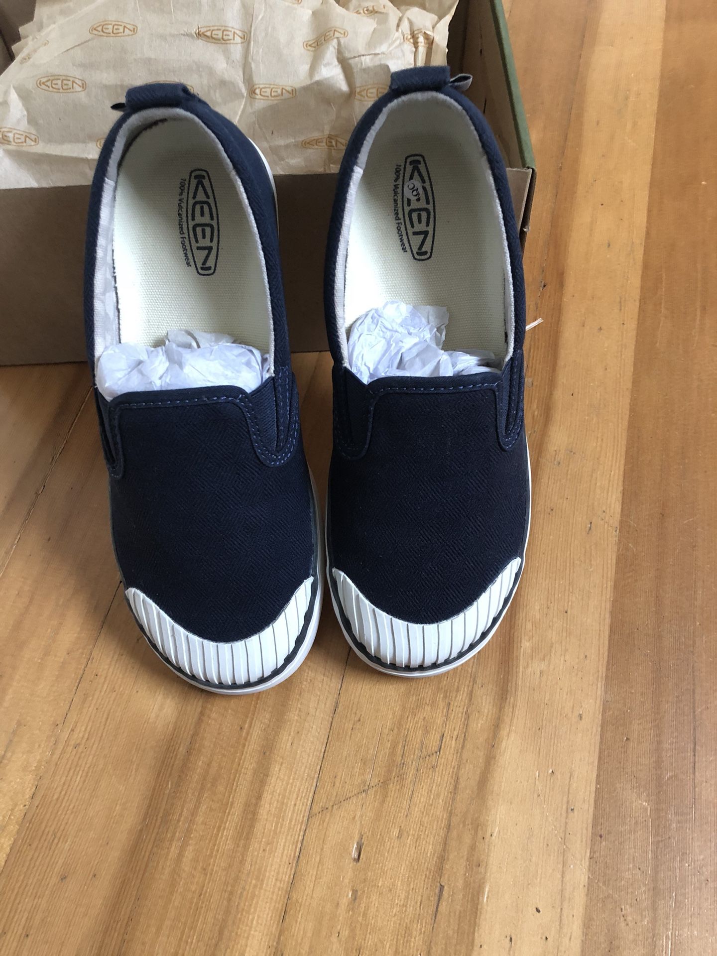 Women’s Shoes Size 7.5