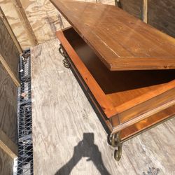 Coffee Table With Lift Top