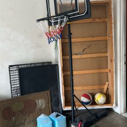 Basketball Hoop $200 Pickup