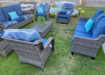New outdoor furniture set