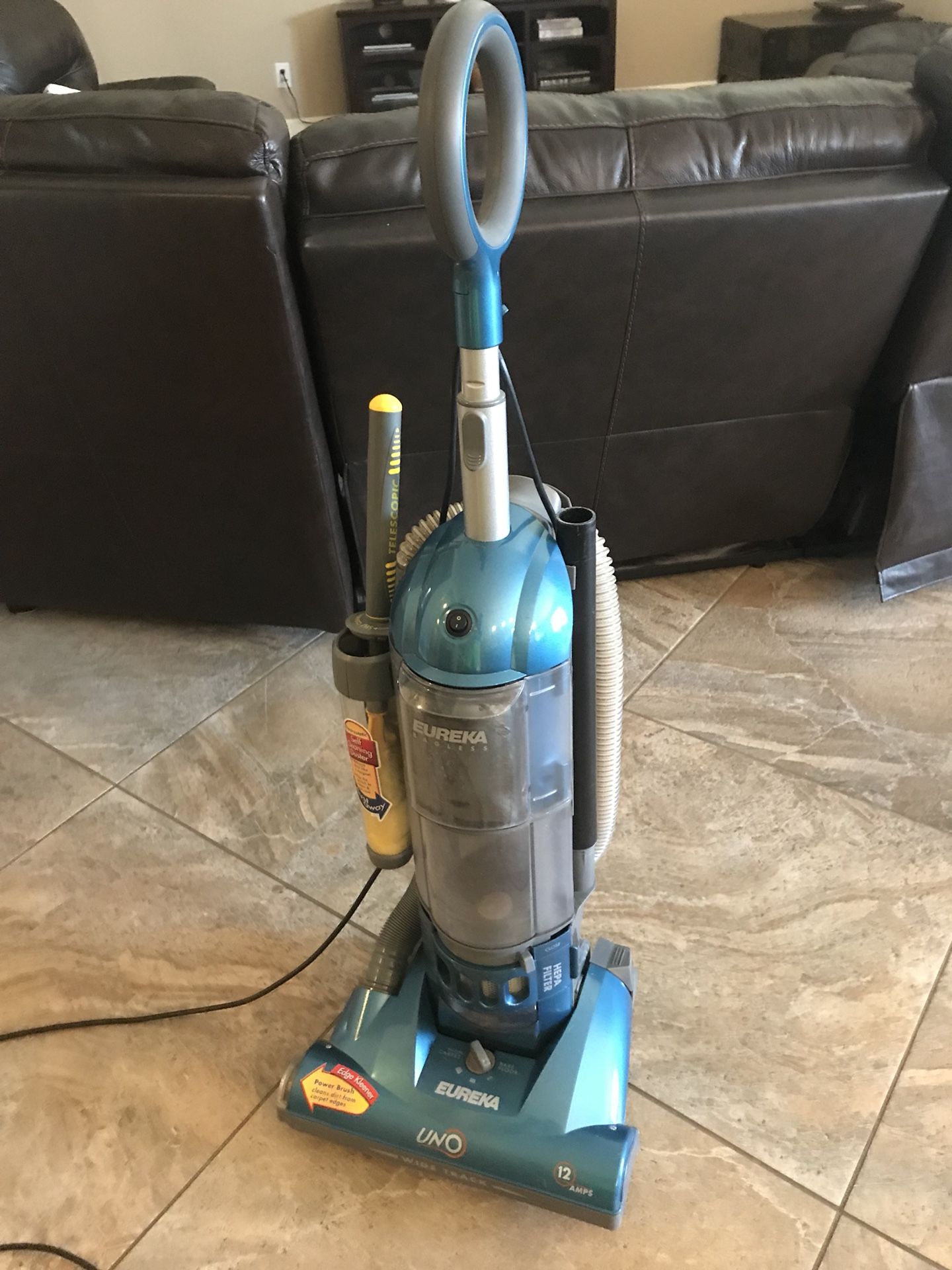 Eureka Uno Vacuum Cleaner