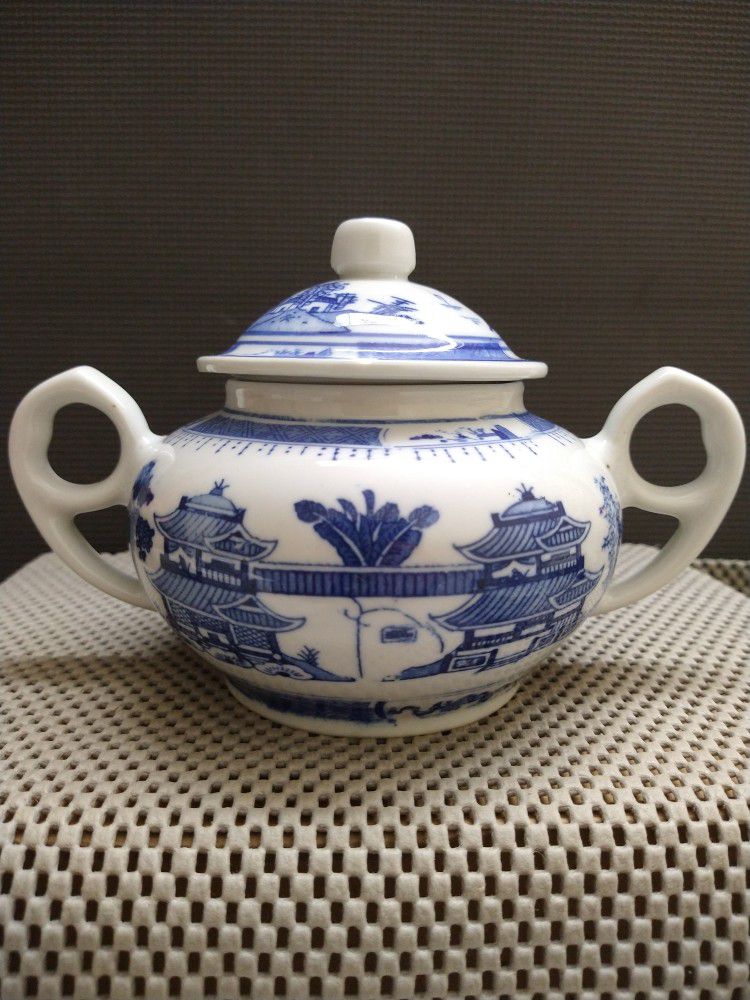 Chinese Blue And White Porcelain Sugar Bowl