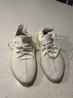 Cream Yeezy 