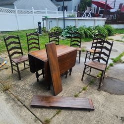 19th Century Leaf Table 