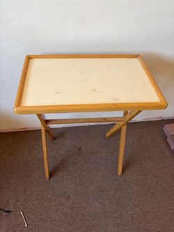 Folding TV Tray