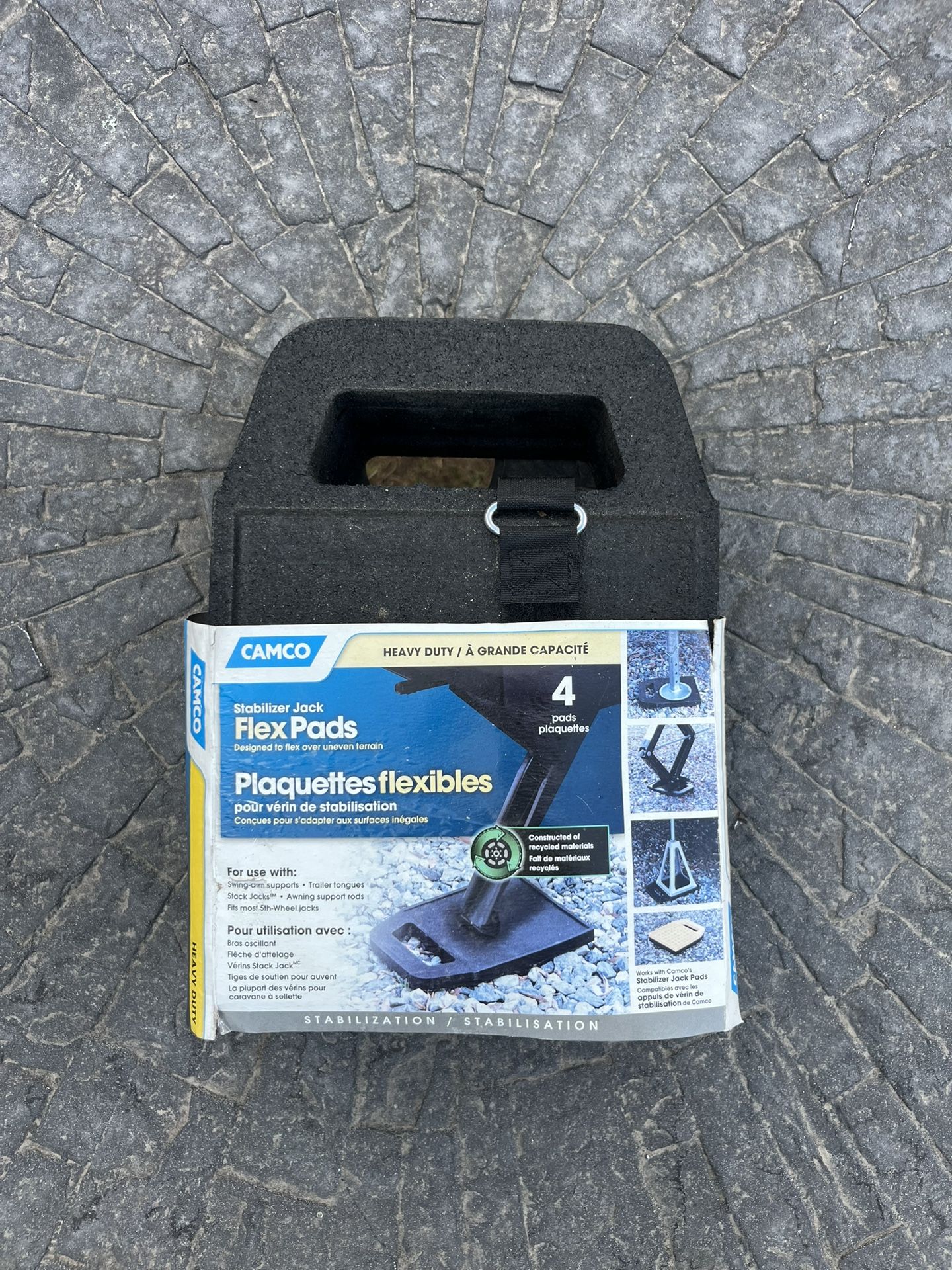 Camco Stabilizer Jack Pads | Absorbs Uneven Pressure | Recycled Rubber Materials, Black