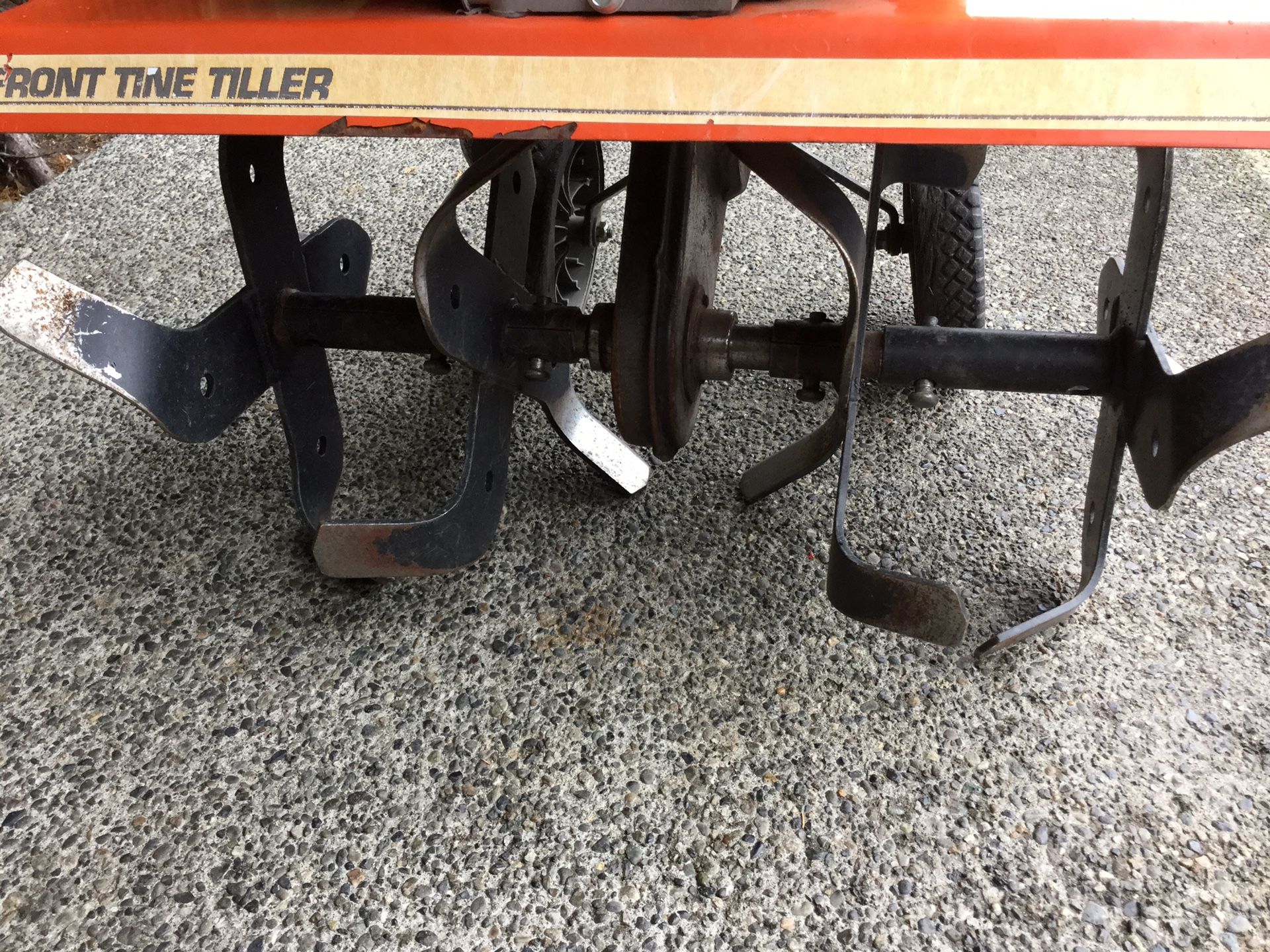 Husqvarna FT900 Gas Powered Roto Tiller / Rotary Tiller for Sale in