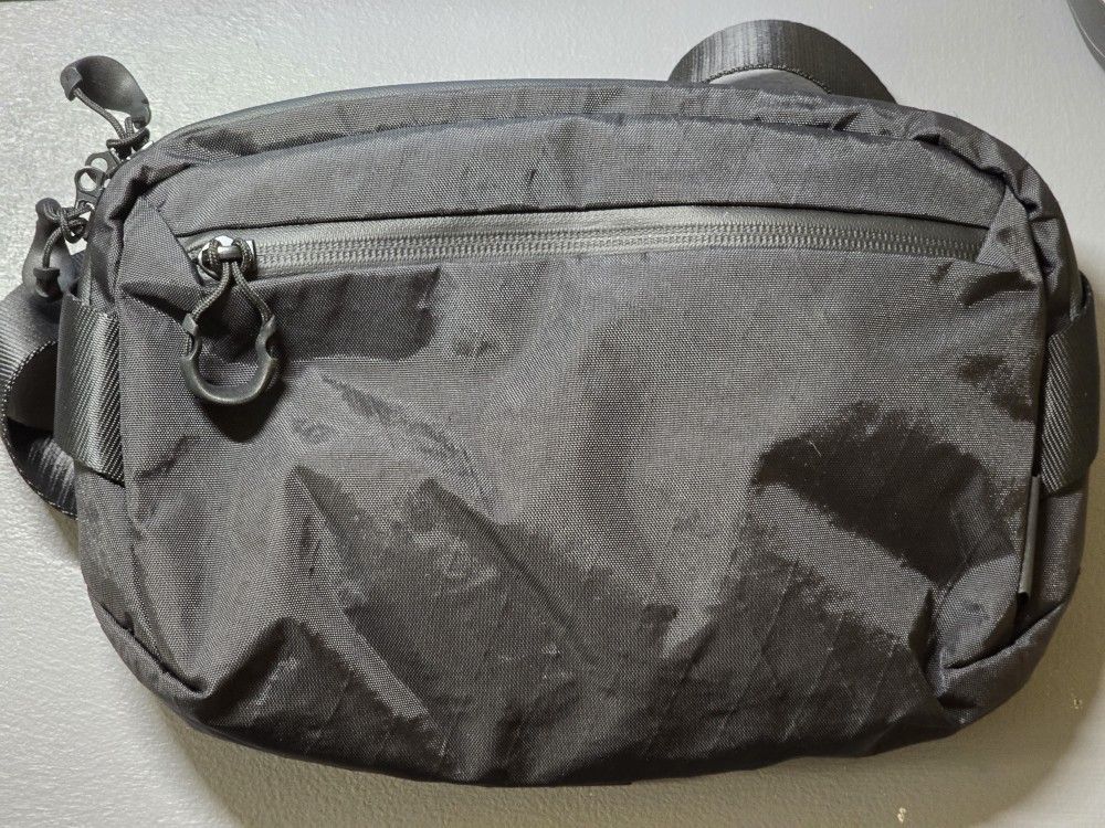 Alpaca Gear Limited Edition Black X-Pac Sling Bag