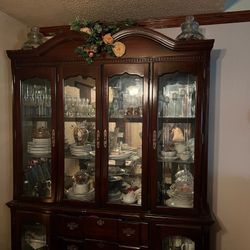 Free China Cabinet 