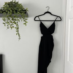Criss Crossed Black Strappy Asymmetrical Dress / S