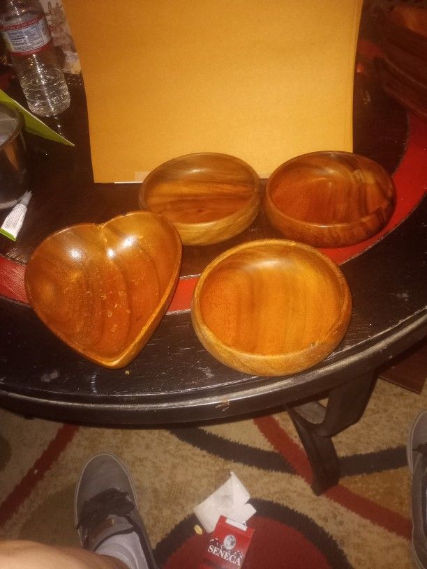 Monkey Pod Bowls