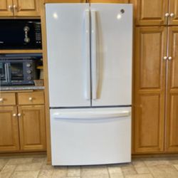 White kitchen appliances set