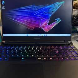 Gaming Laptop — 15.6” 1080p 240Hz / Intel i7-11800H / RTX 3080 / 32GB RAM / 1TB SSD