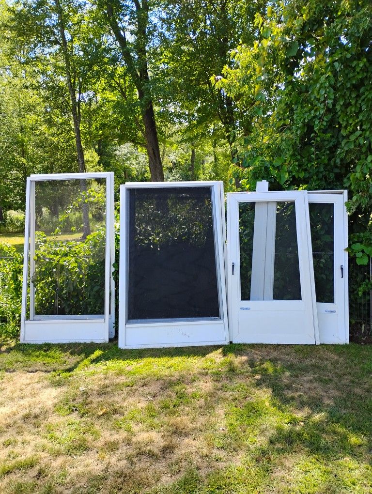 2 Silvertop Screen Room Doors ($40 ea) And 9 Panels ($20 ea)