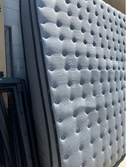 Nice and good set Calif king mattress and Iron base