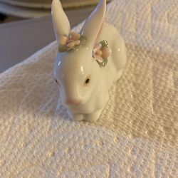 Porcelain Bunny With Pink Flowers 