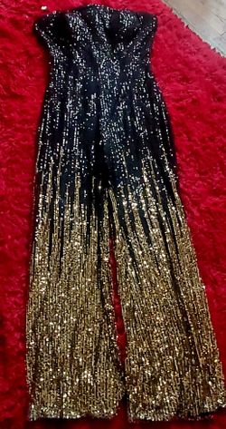 1x Flared Sequin Romper