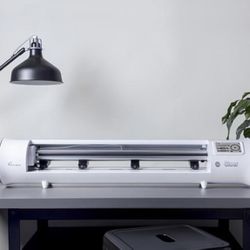 Siser Romeo 24" Professional Vinyl Cutter