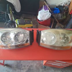 2006-2009 Dodge Ram Headlights Headlamps 2PC