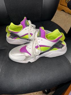Nike Huarache Women’s 9.5