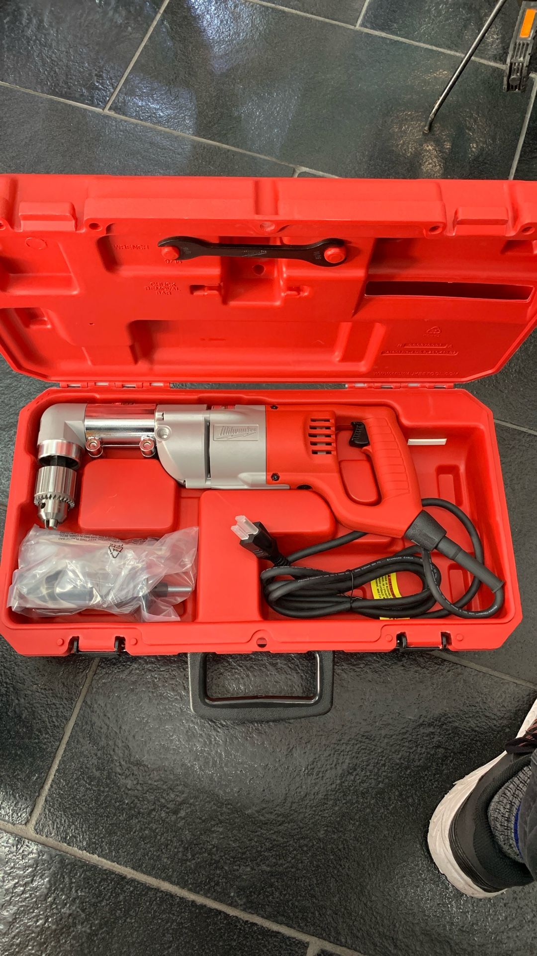 Milwaukee 3107-6 Right Angle Drill, Corded, NEW