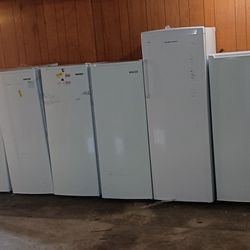 New 7.5 Cubic Feet Freezers May Have A Dent Or Two Or Work Great $25 Delivery Milwaukee