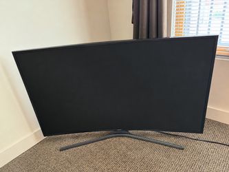 Samsung 49” Curved TV & Curved Soundbar