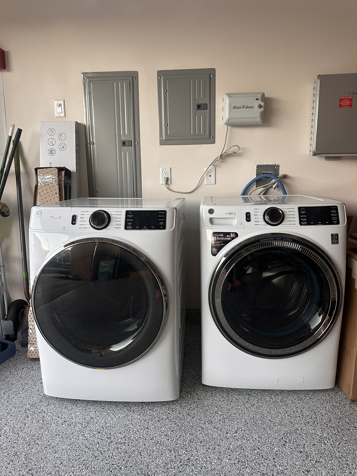 washer and dryer new from builder