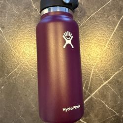 Hydro Flask 32 oz Water Bottle