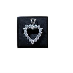 925 Sterling Silver Cubic Zirconia Cluster Heart Pendant 1"