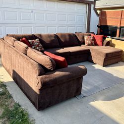 Large Chocolate Fabric 3-Piece Sectional