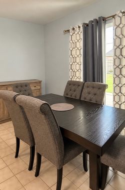 Dinning table