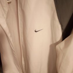 NIKE WINDBREAKER JACKET...... CHECK OUT MY PAGE FOR MORE ITEMS