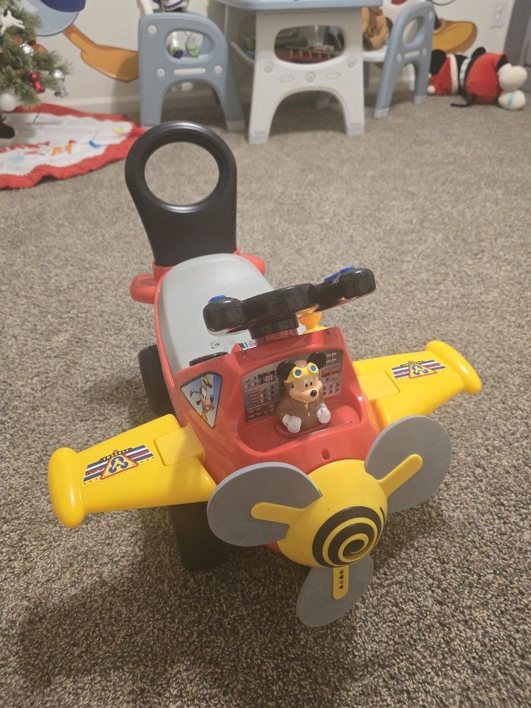 Disney Mickey Mouse Plane Light & Sound Activity Ride-On, 20.5" x 18" x 15.375"