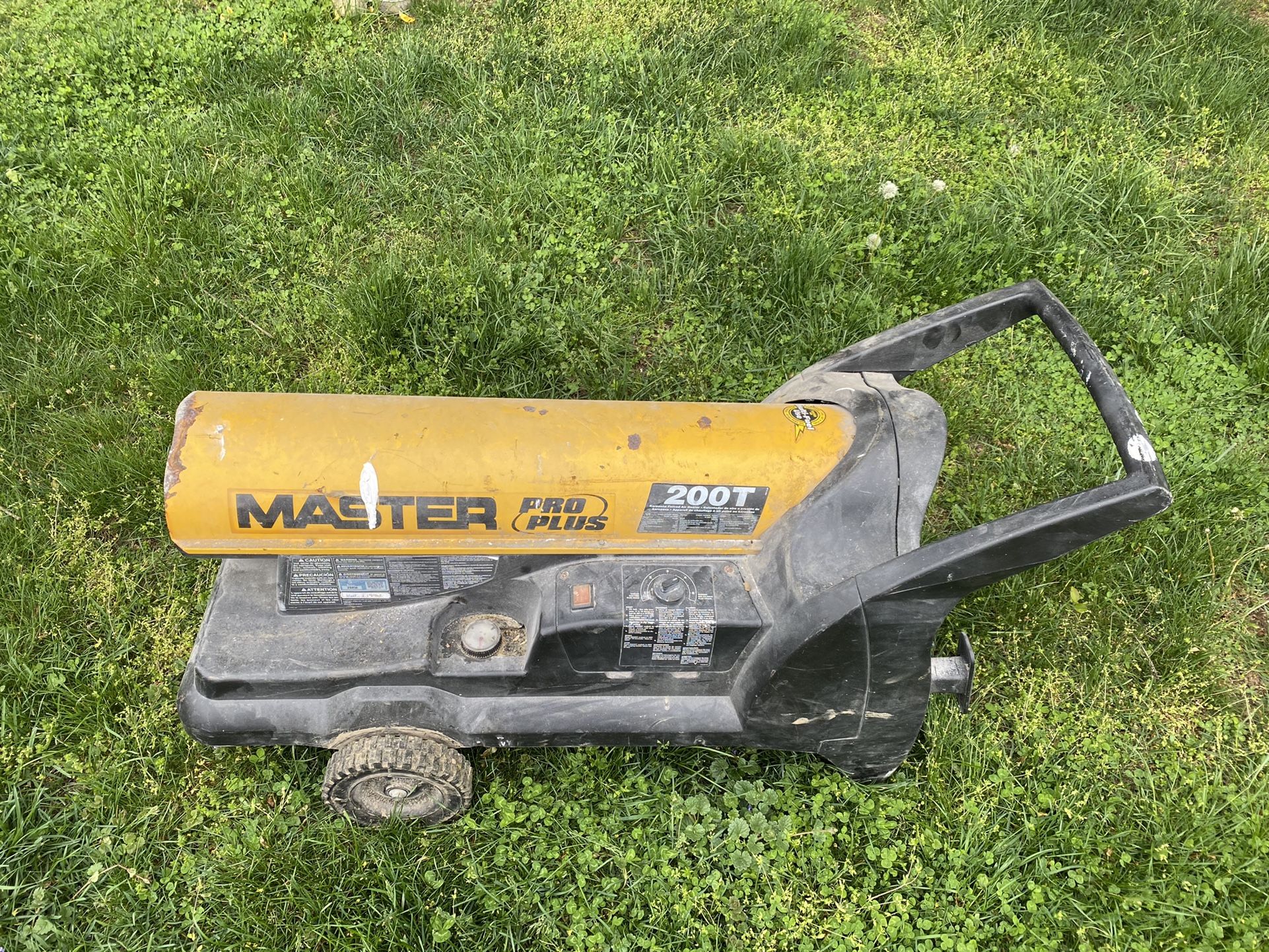Master Pro Plus 200T Kerosene Torpedo Heater Wheeled for Sale in Milford,  CT - OfferUp