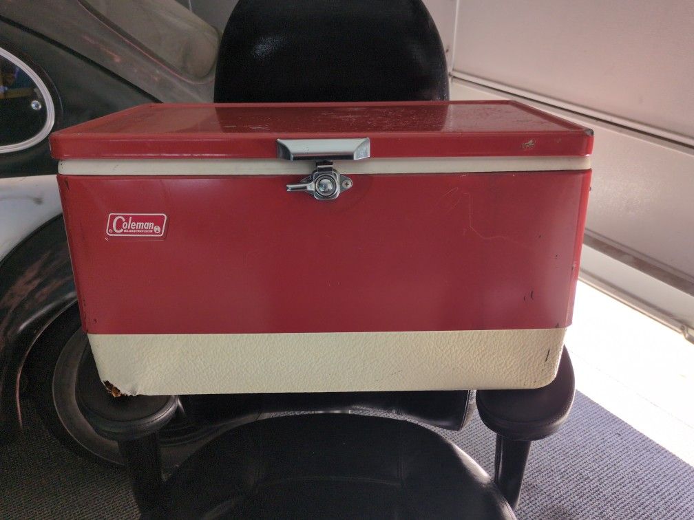 Coleman Cooler Ice Chest Vintage Classic 85'