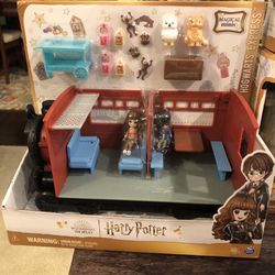 Harry Potter Hogwarts Express 2 Mini Figures  New