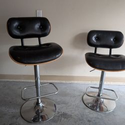 Adjustable Cushioned Bar Stools