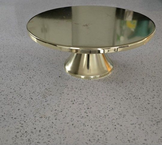 Metallic Cake Stand