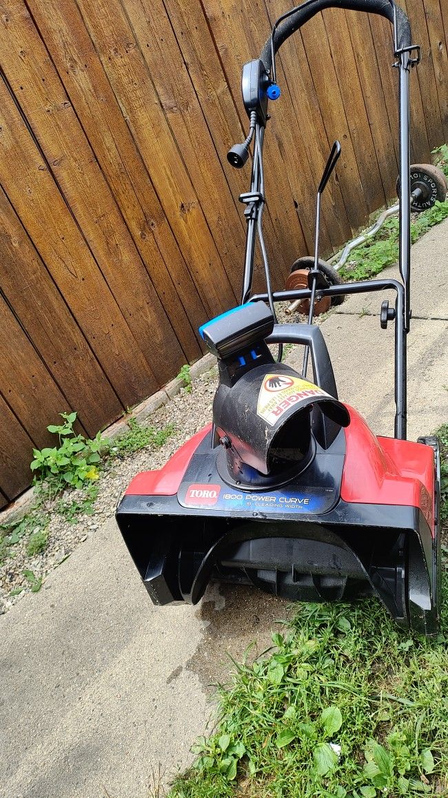 Toro 1800 power Curve