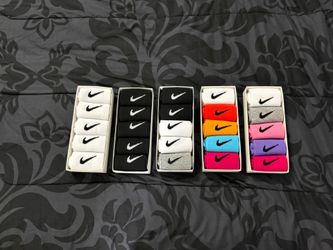 Nike socks 5 pack brand new