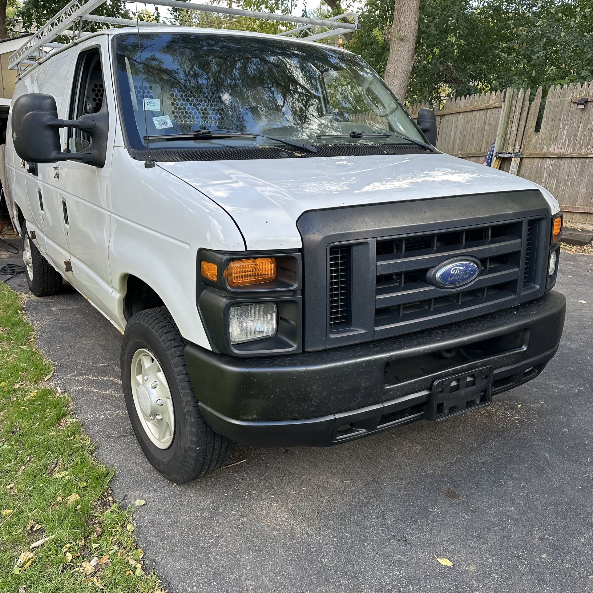 2008 Ford E-250