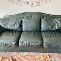 Couch 3+2 For Free