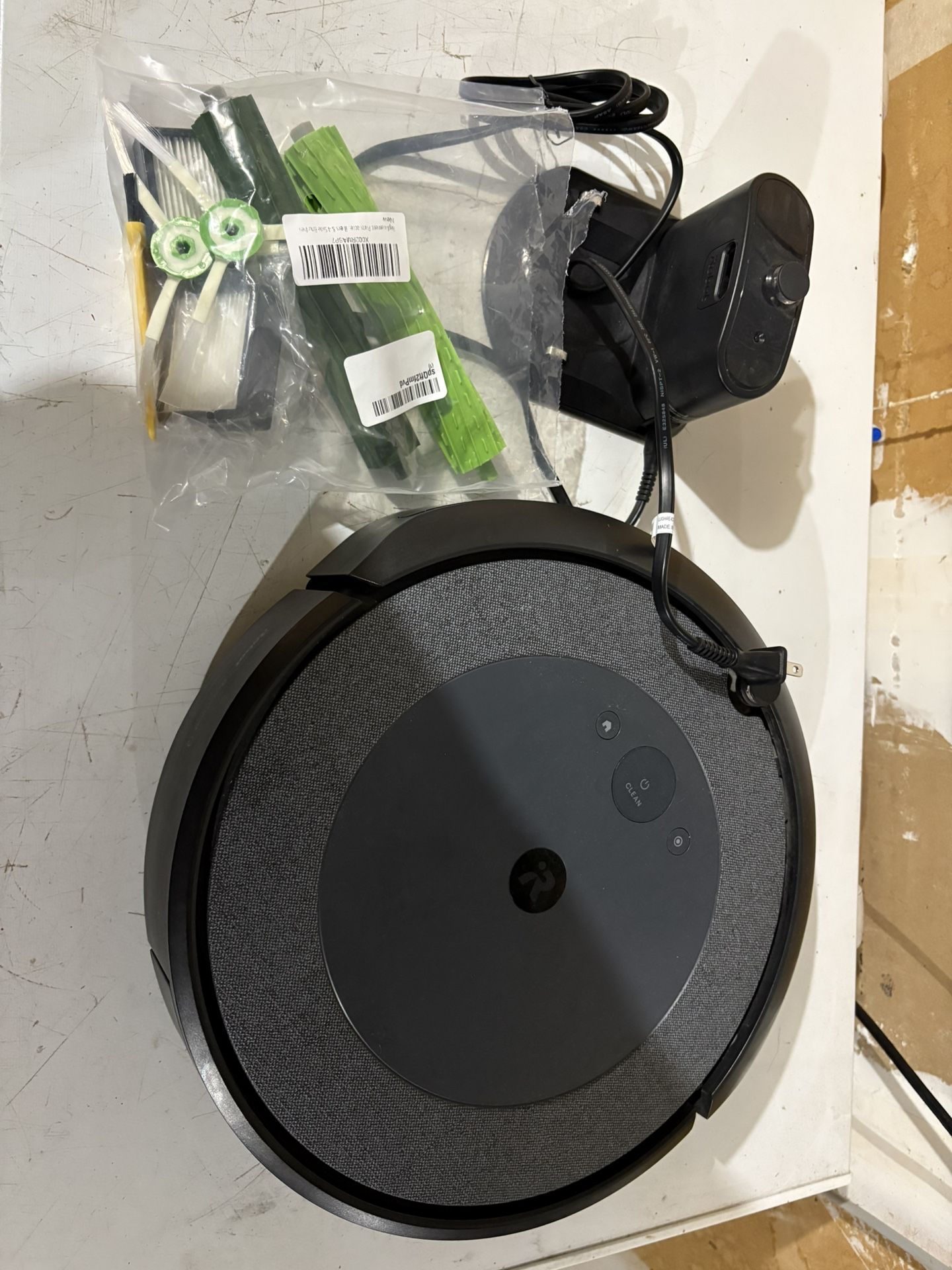 Roomba i3 Robot vacuum