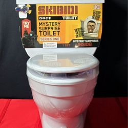 🚽Skibidi Toilet Brand Mystery Surprise Toilet Toy Set (Sealed)
