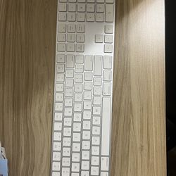 Apple Magic keyboard With numeric 