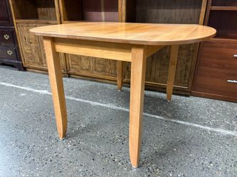 Blonde Made in Canada Rounded Edge Drop Leaf Table